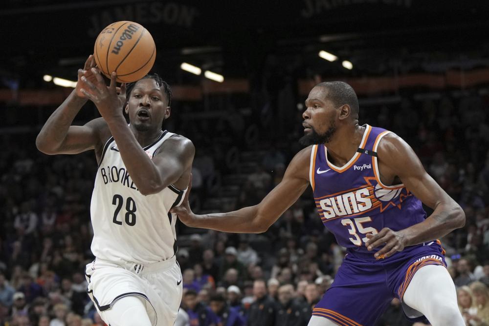 且红黑军团 且红黑军团